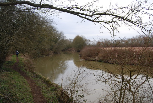 File:River Medway south of Stilstead Farm - geograph.org.uk - 1159179.jpg