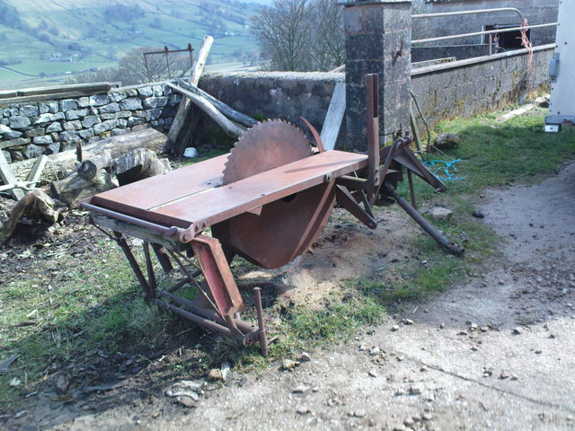 File:Rusty Blade - geograph.org.uk - 767472.jpg