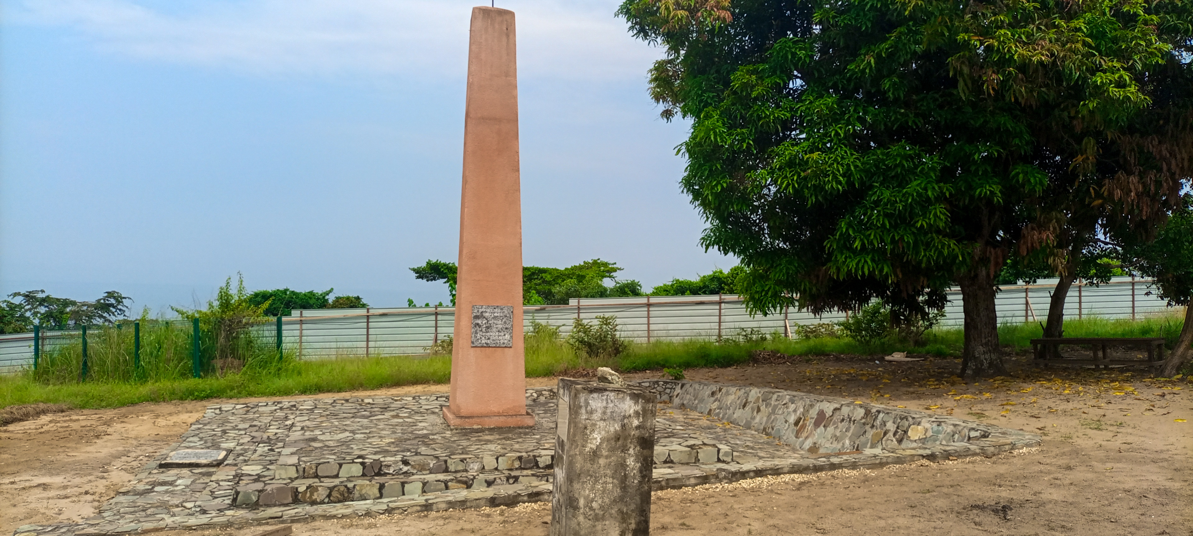 Ancien port d embarquement des esclaves de Loango Wikip dia