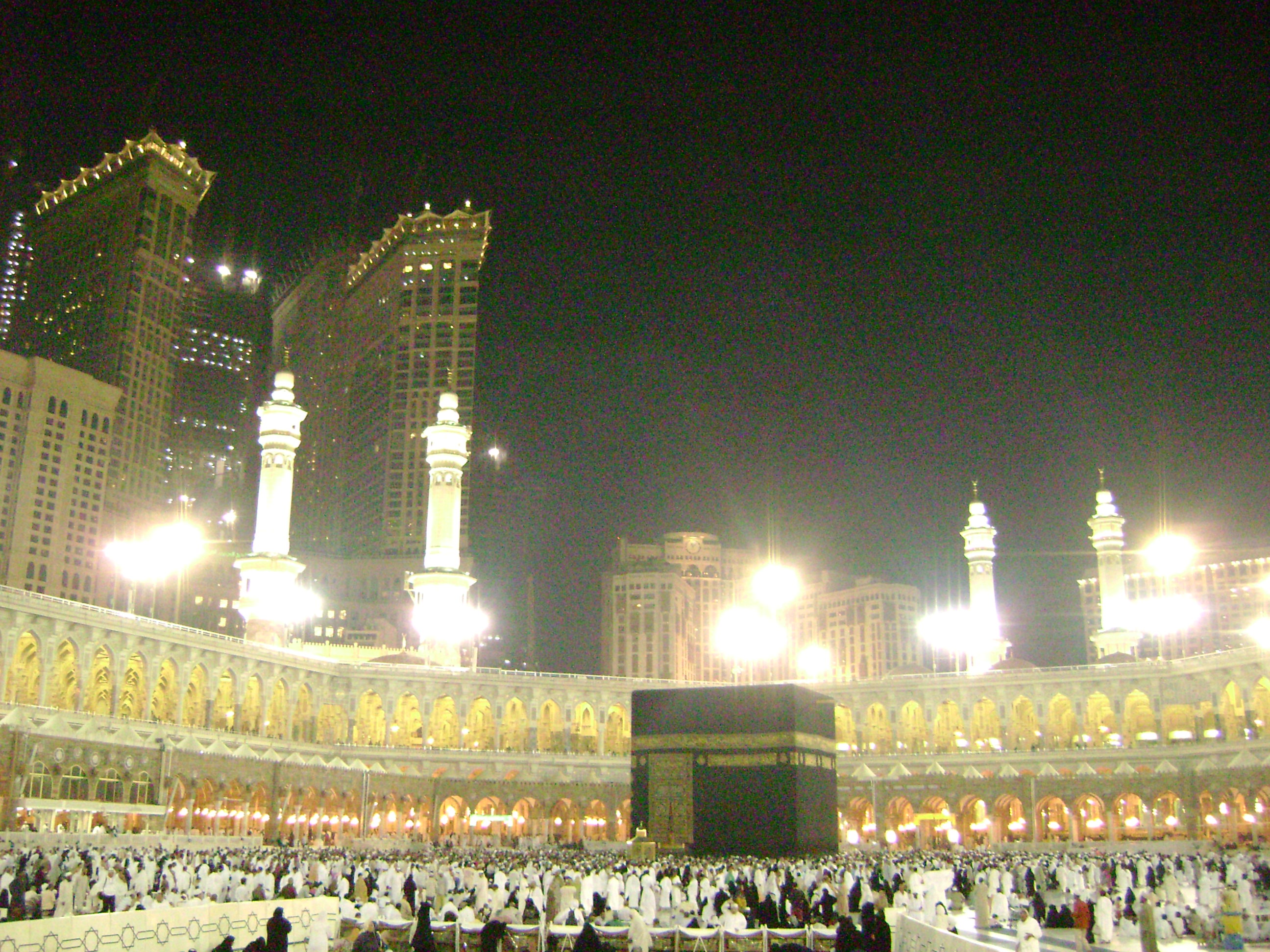 File:The Holy Kabbah in Makkah.jpg - Wikimedia Commons