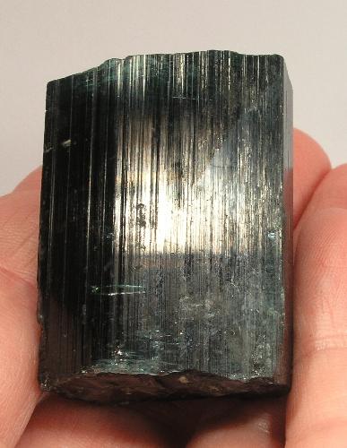 File:Tourmaline-244450.jpg