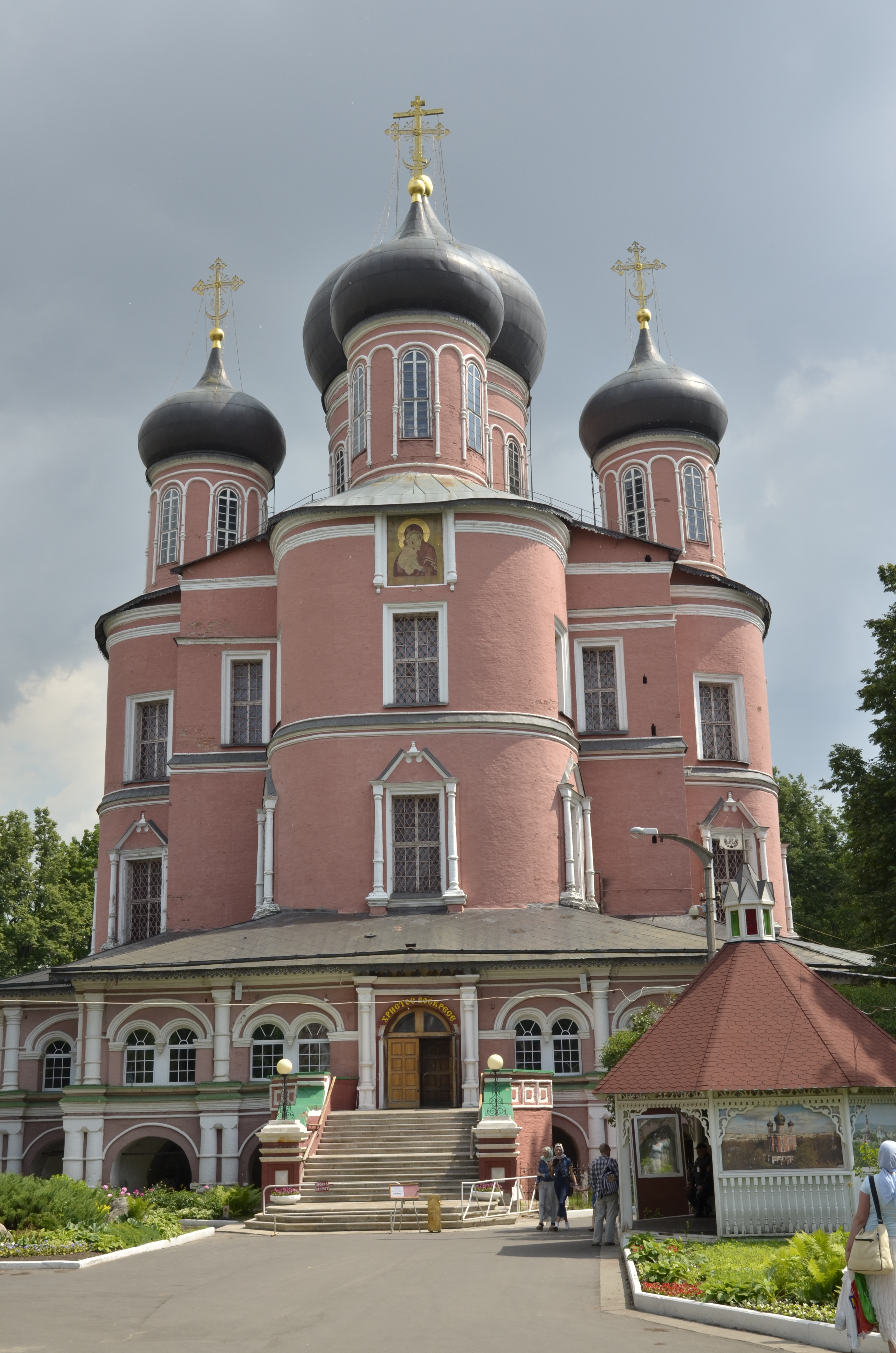 Донской монастырь большой собор фото