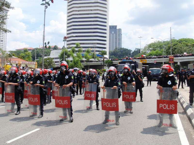 File:Bersih 3.0 rally FRU.jpg