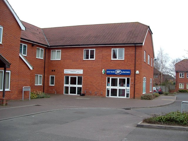 File:Chemist's Aslake Close - geograph.org.uk - 1214473.jpg