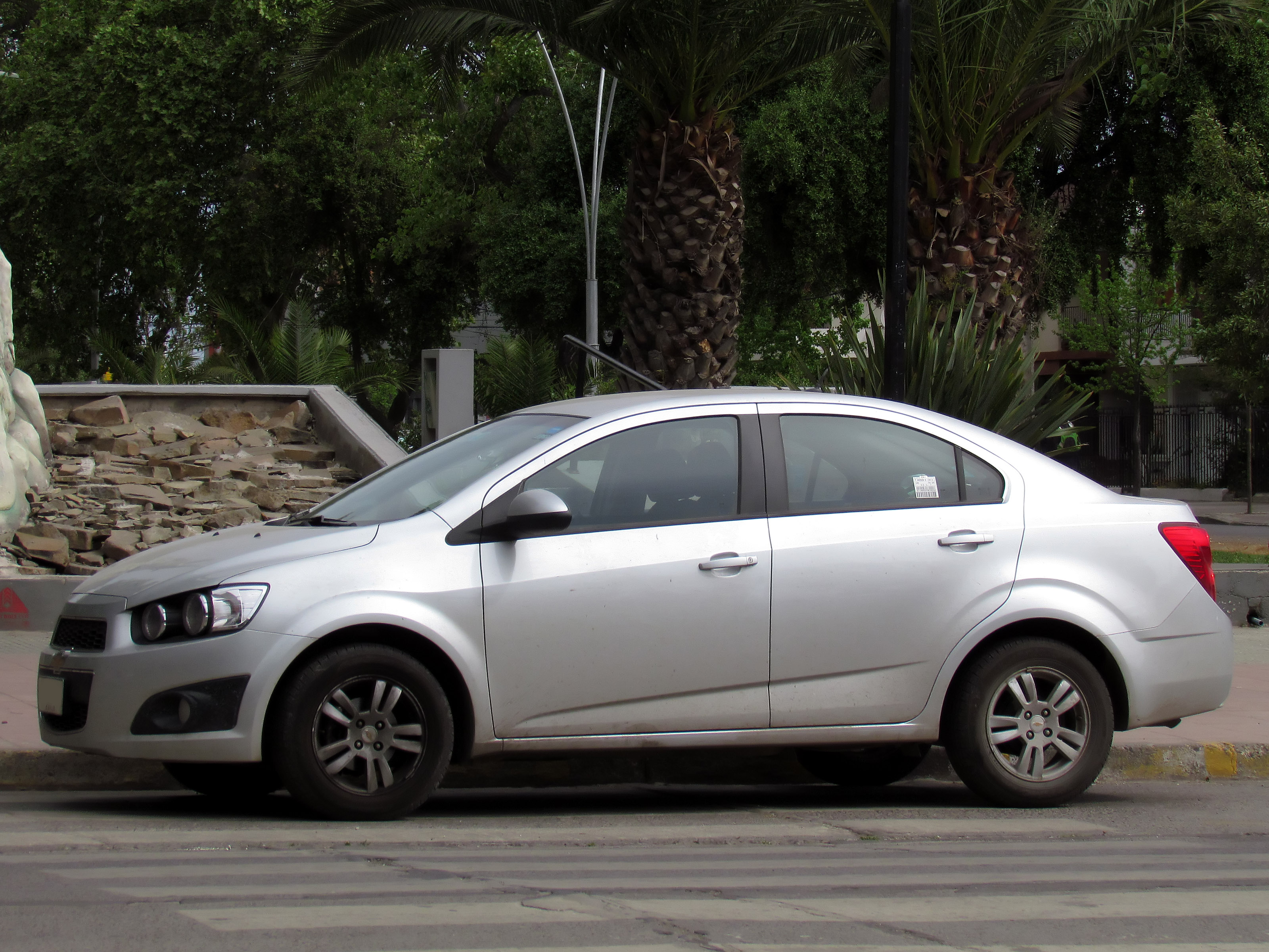 File:Chevrolet Sonic LT Sedan 2014 (14998867853).jpg - Wikimedia