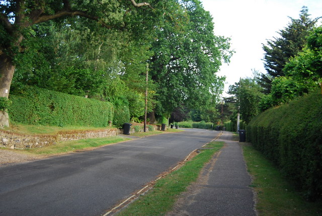 File:Colney Rd - geograph.org.uk - 1969963.jpg