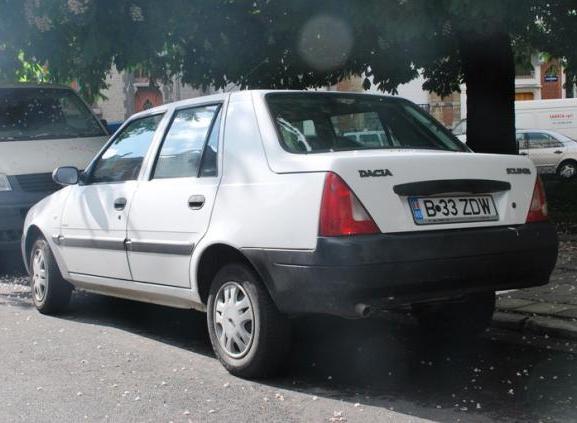 File:Dacia Solenza en Belgique -.JPG