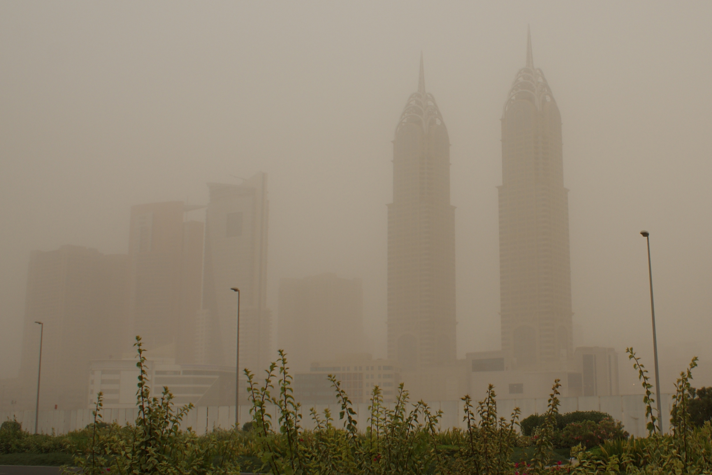 File Dust Storm Dubai Jpg Wikimedia Commons