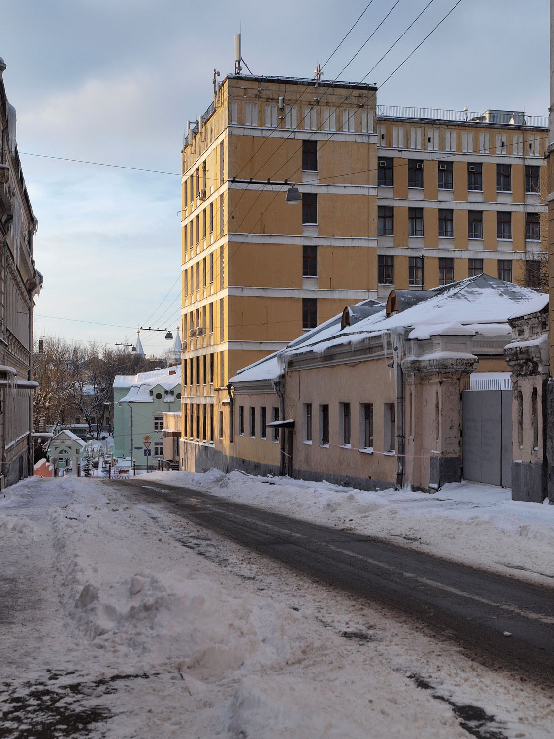 Трехсвятительский пер 3. Трехсвятительский переулок 2/1. Трёхсвятительский переулок Москва. Большой Трехсвятительский переулок 2/1 стр 1. Малый Трехсвятительский пер., 8/2, стр. 1.