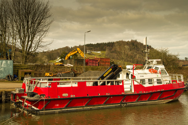 File:Palnackie Harbour - geograph.org.uk - 3394211.jpg