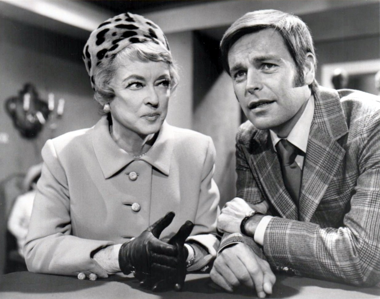 File Robert Wagner And Bette Davis It Takes A Thief Season 3