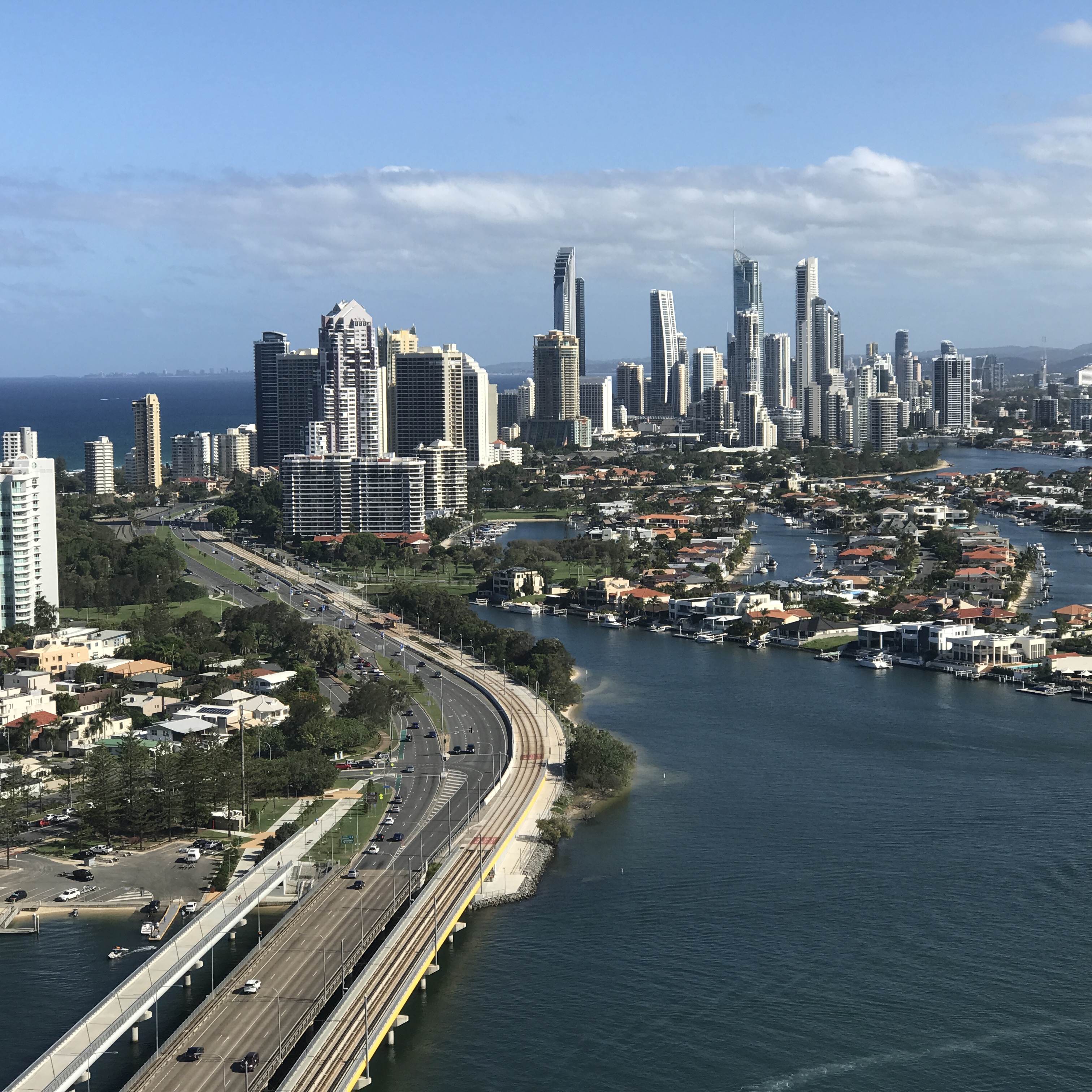 Surfers Paradise, Queensland - Wikipedia