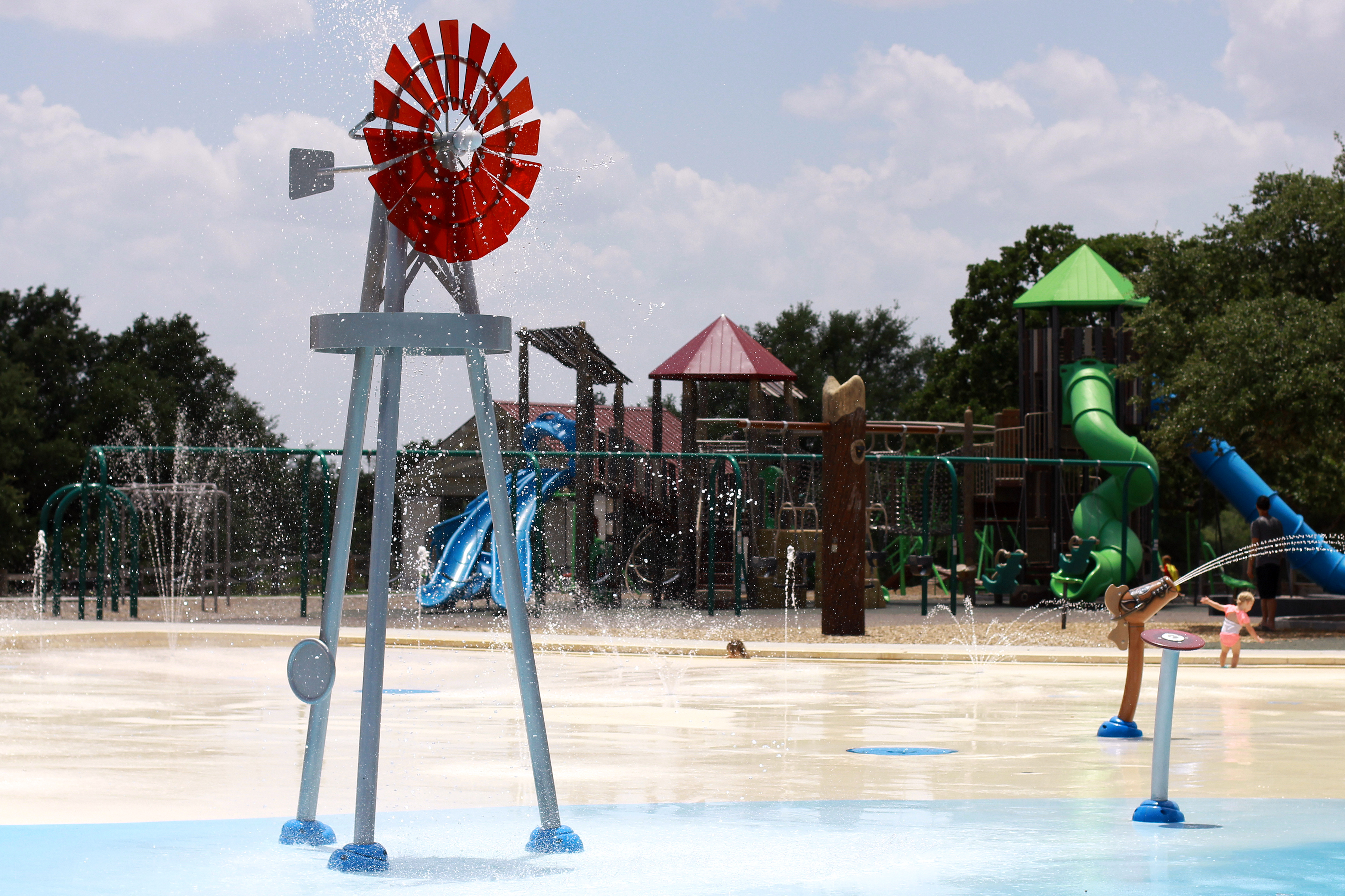 Splash pad - Wikipedia