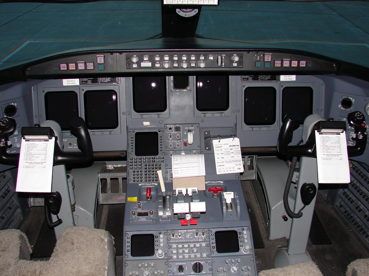 The CRJ-200 front desk (2510768535).jpg