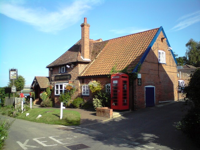 The Maybush, Waldringfield - geograph.org.uk - 1430576