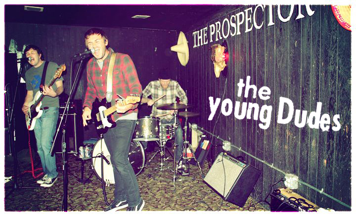 File:The Young Dudes at the Prospector.jpg