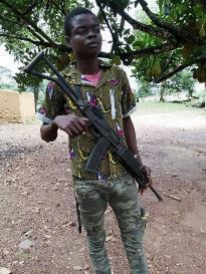 Anti-balaka fighter in Mobaye, 2019 ABMobaye.png