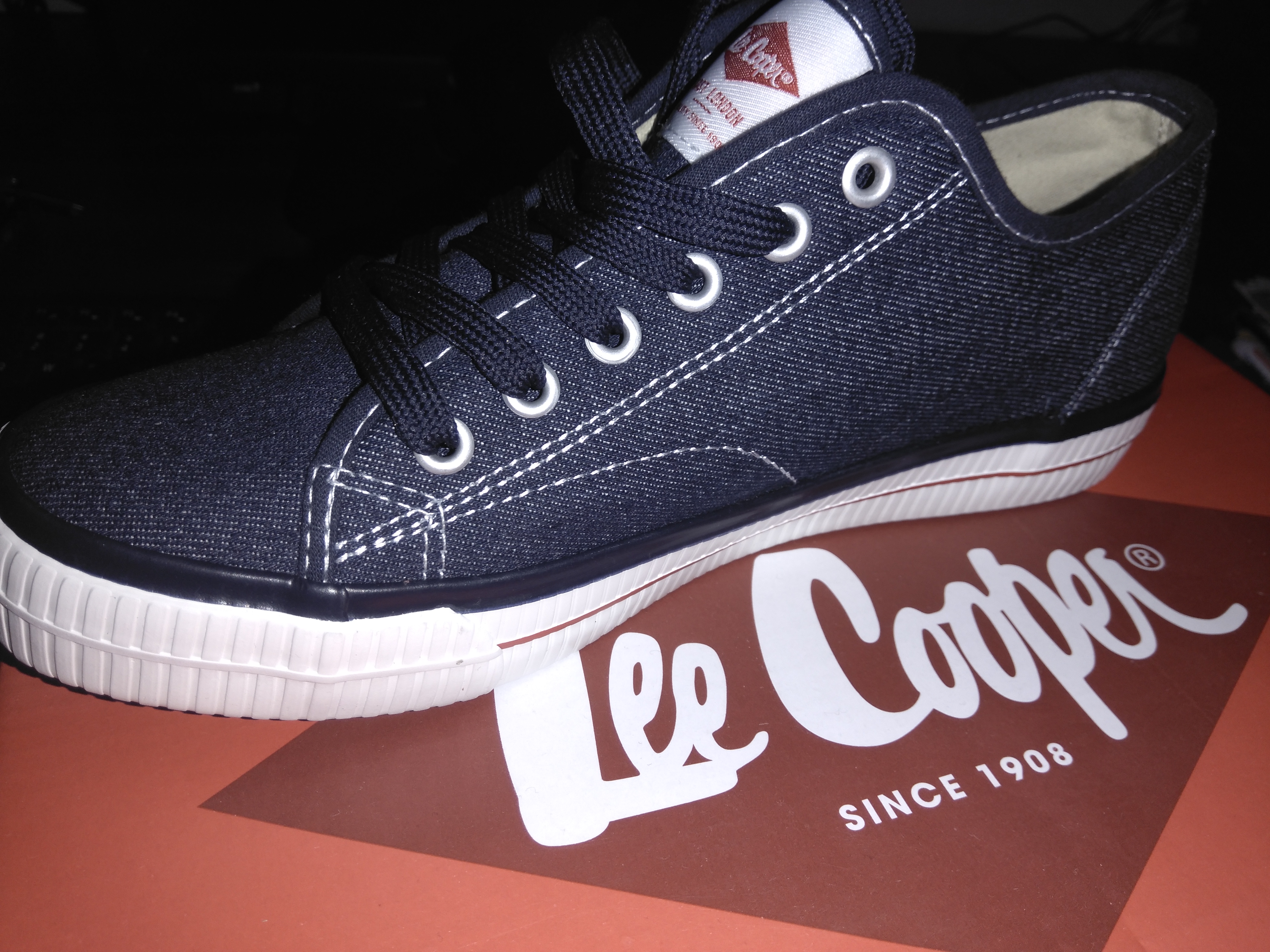 34% off on Lee Cooper Men's Tristan Sneakers | OneDayOnly
