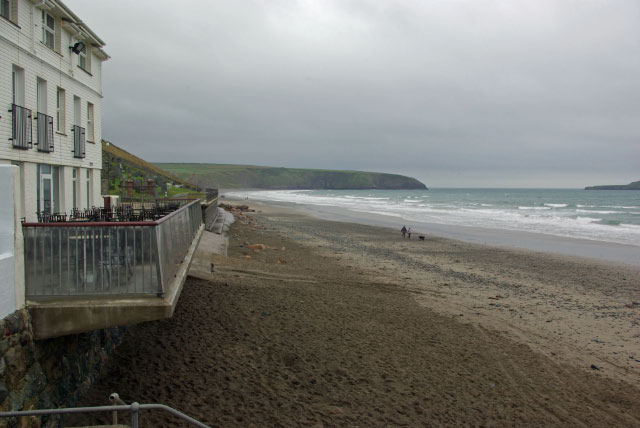 File:Aberdaron Beach - geograph.org.uk - 1473952.jpg