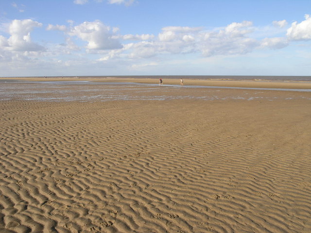 File:Almost the Sea - geograph.org.uk - 235570.jpg