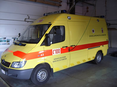 File:Ambulance SRI Marche-en-Famenne.jpg