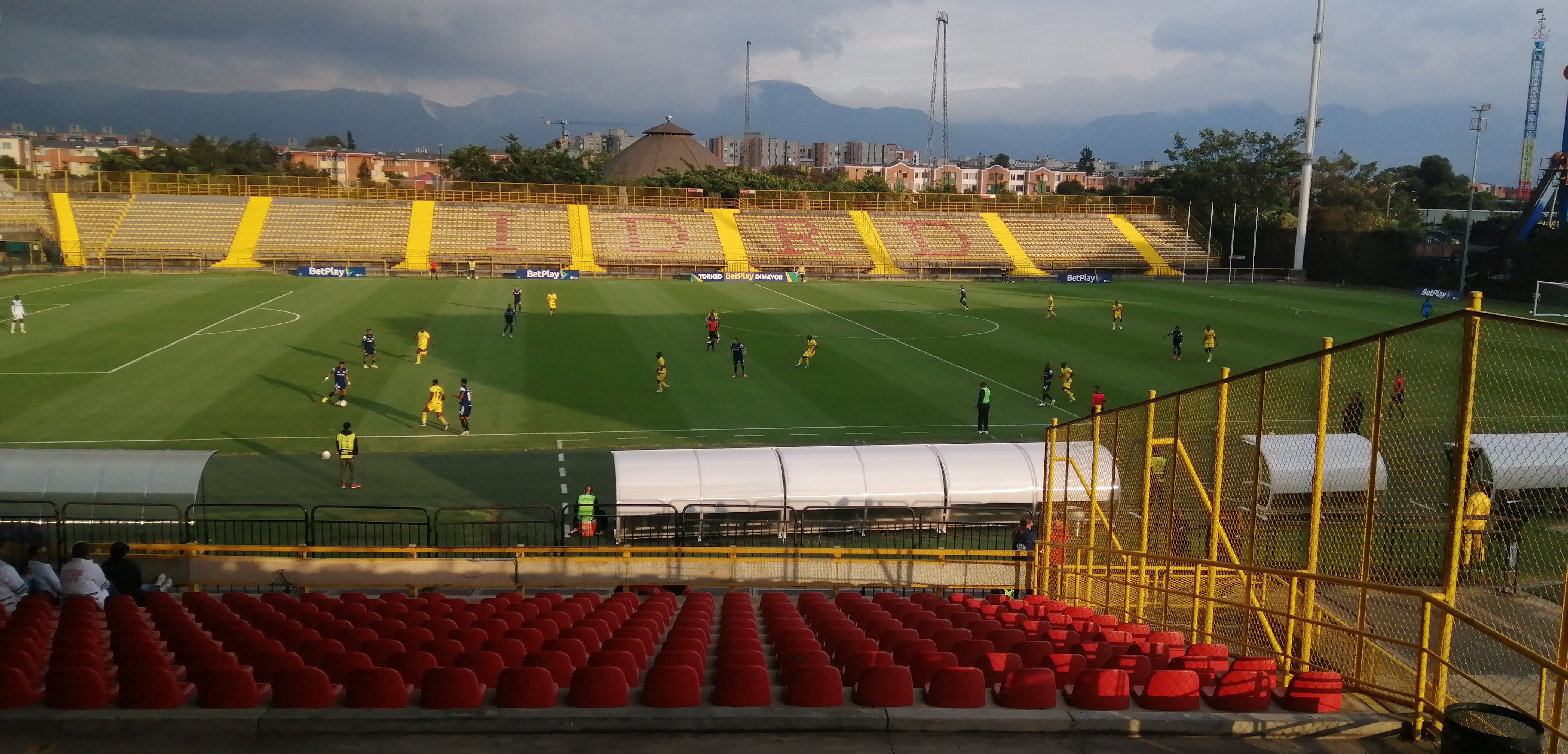 Partidos hoy 17 de abril: programación y horarios por TV - GolCaracol