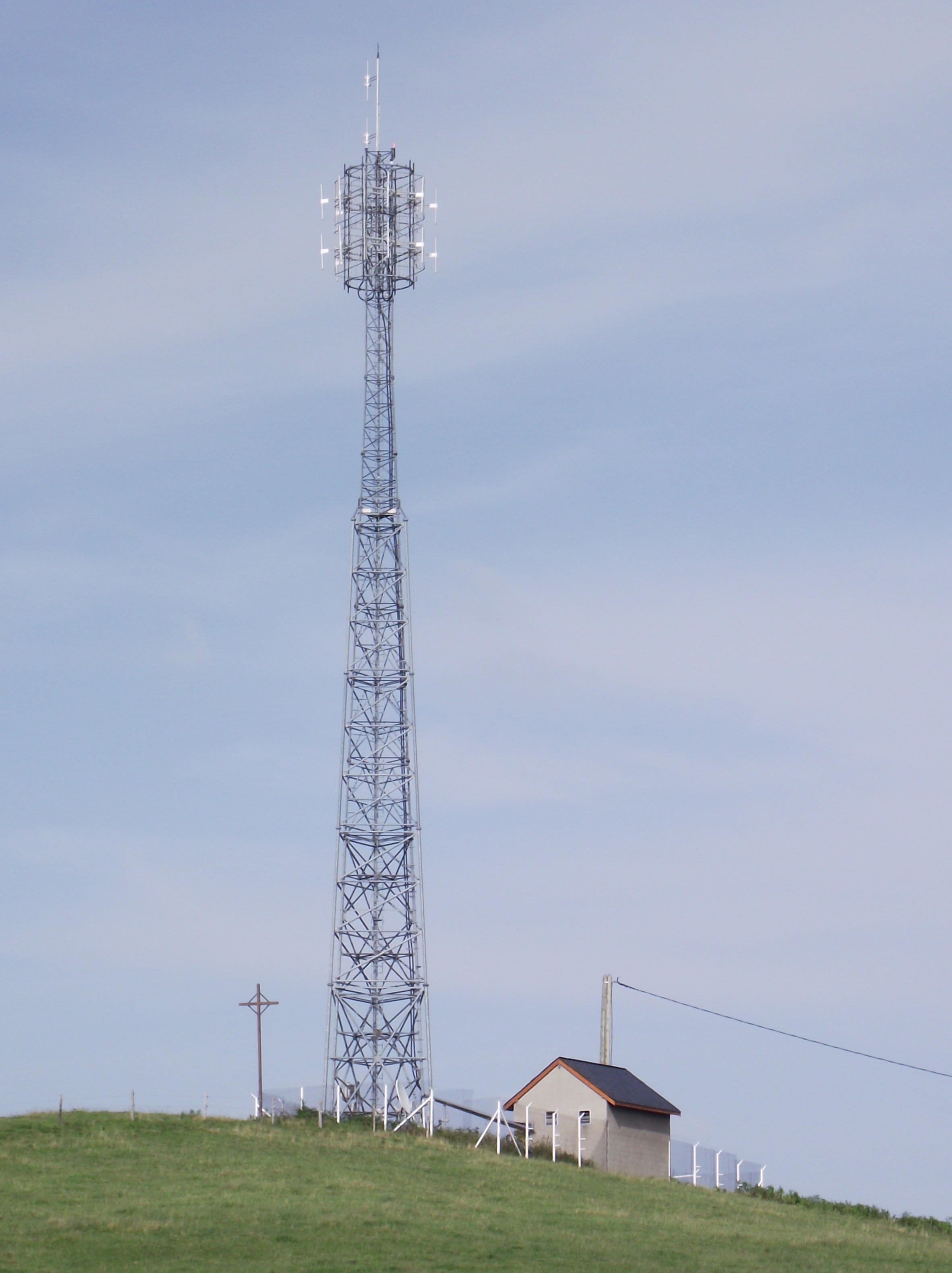 Antenne-relais — Wikipédia