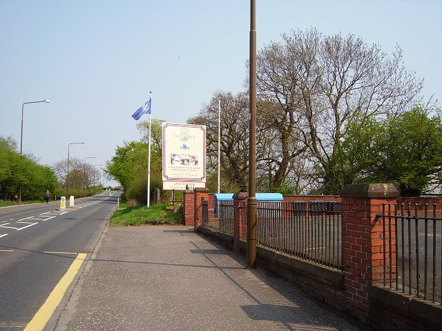 File:Eastern approaches to Blackburn - geograph.org.uk - 167035.jpg