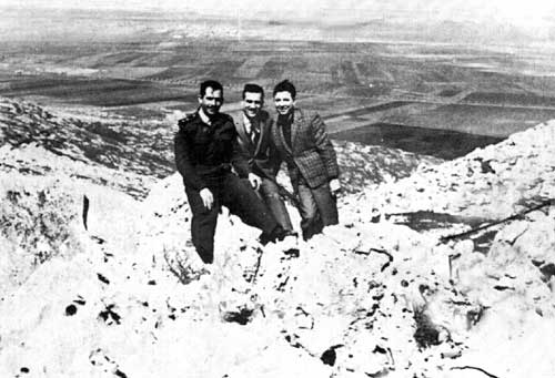 File:Eli Cohen at the Golan Heights.jpg