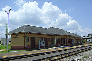 <span class="mw-page-title-main">McComb station</span>