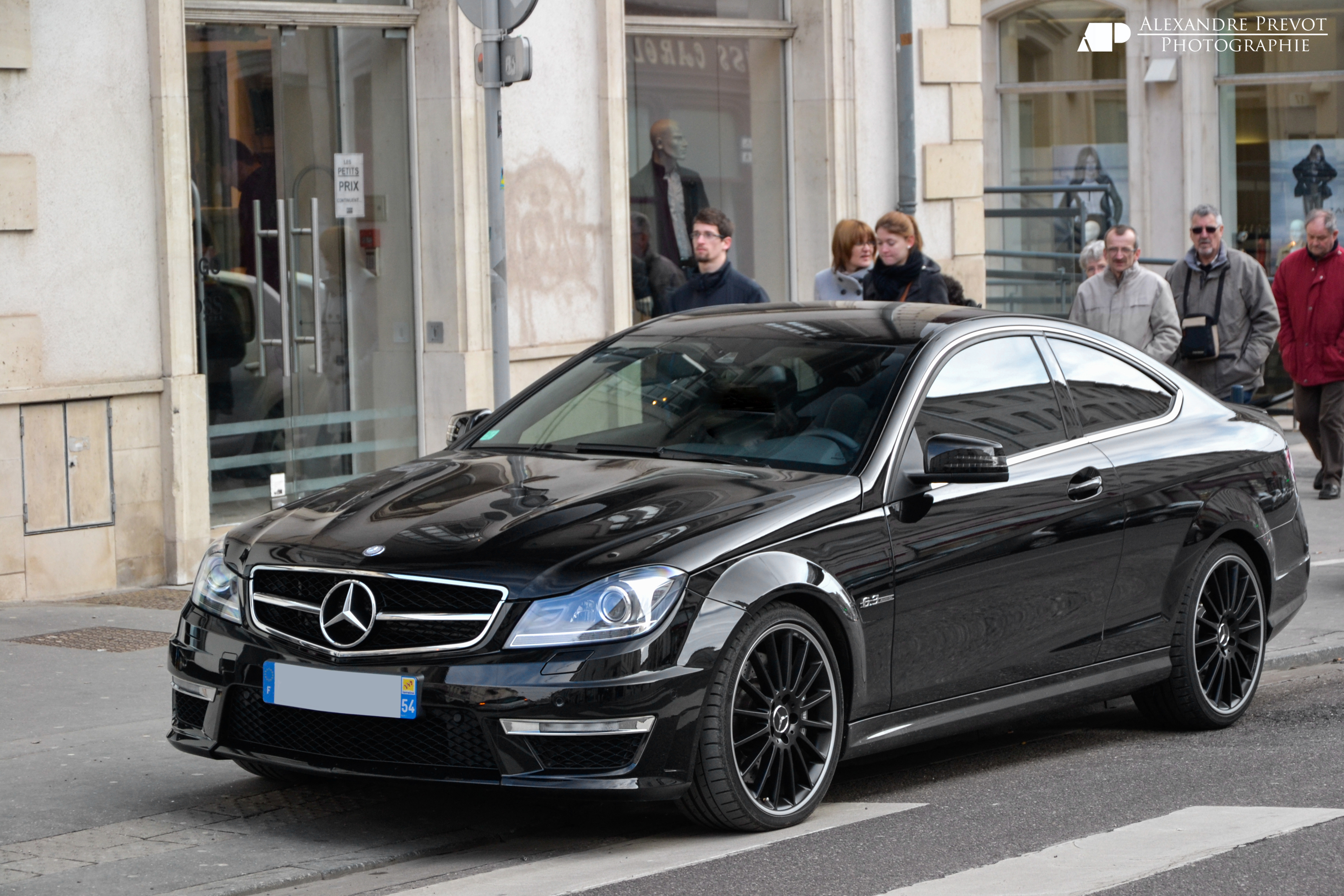 mercedes amg c63 coupe