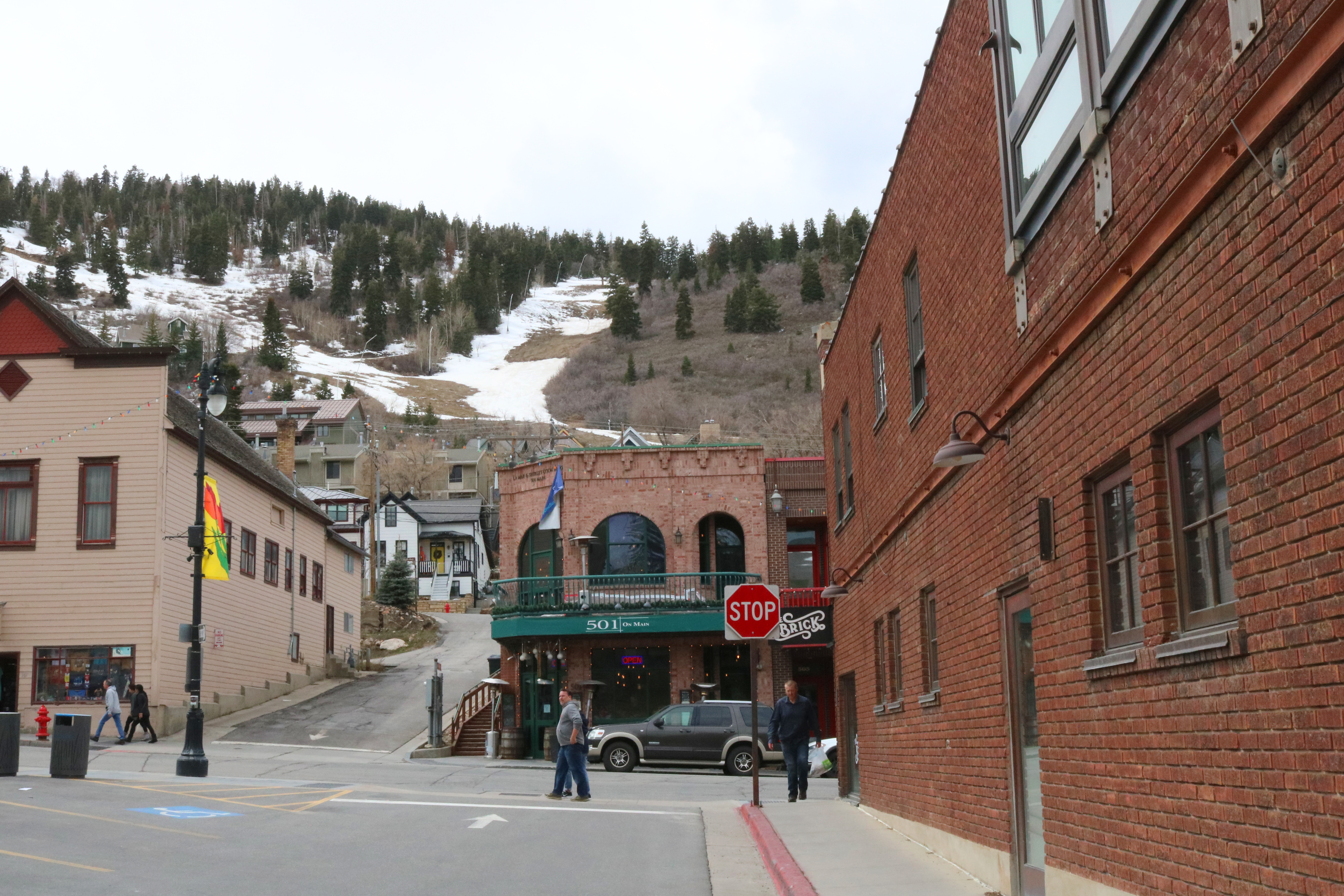 What celebrities live in park city utah?