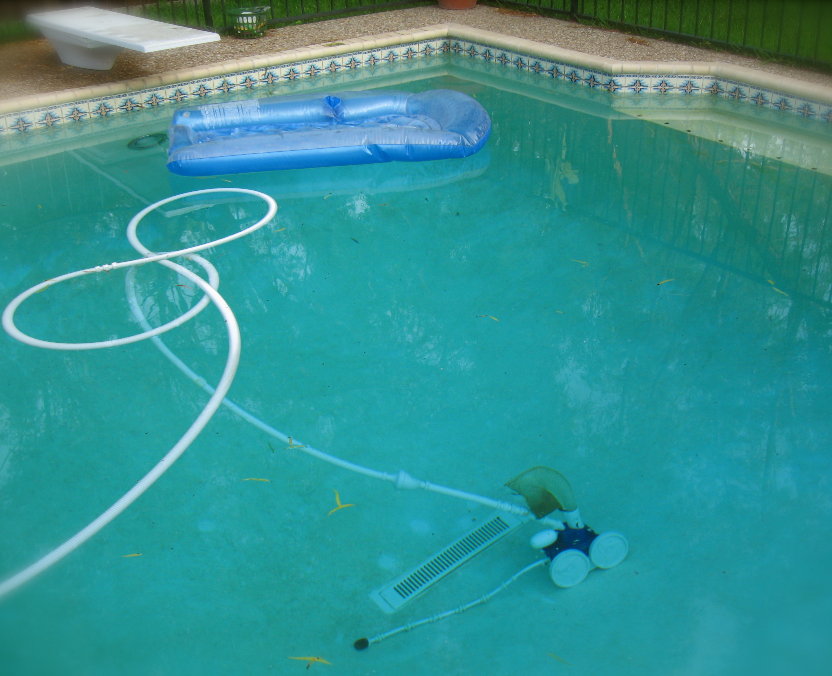 pristine pool clean