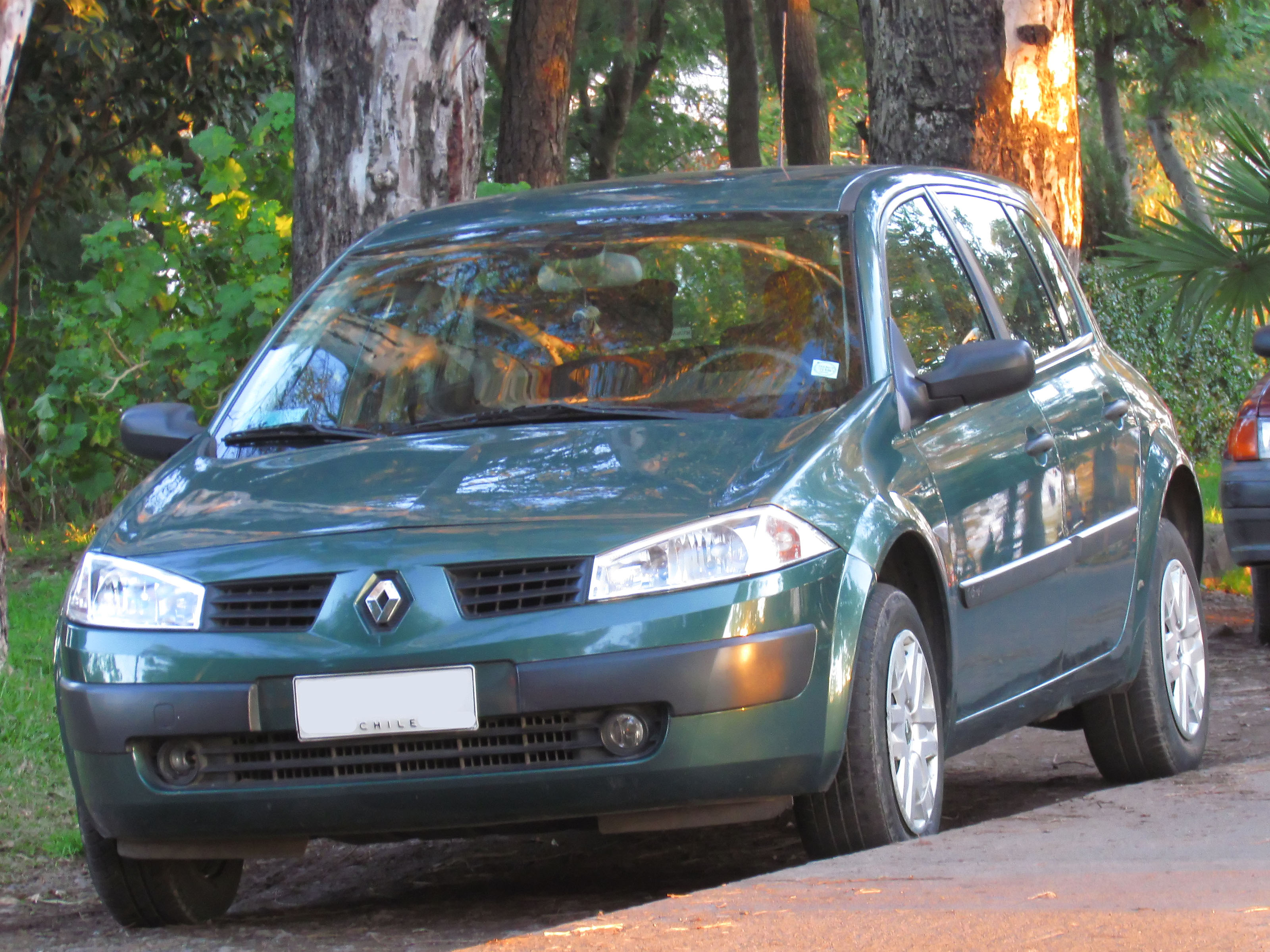 File:Renault Megane 3 Version 2014.jpg - Wikimedia Commons