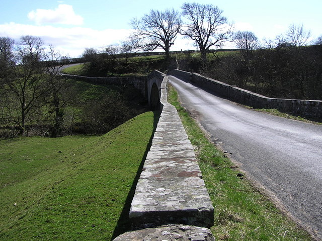 File:Rutherford Bridge. facing South. - geograph.org.uk - 153008.jpg