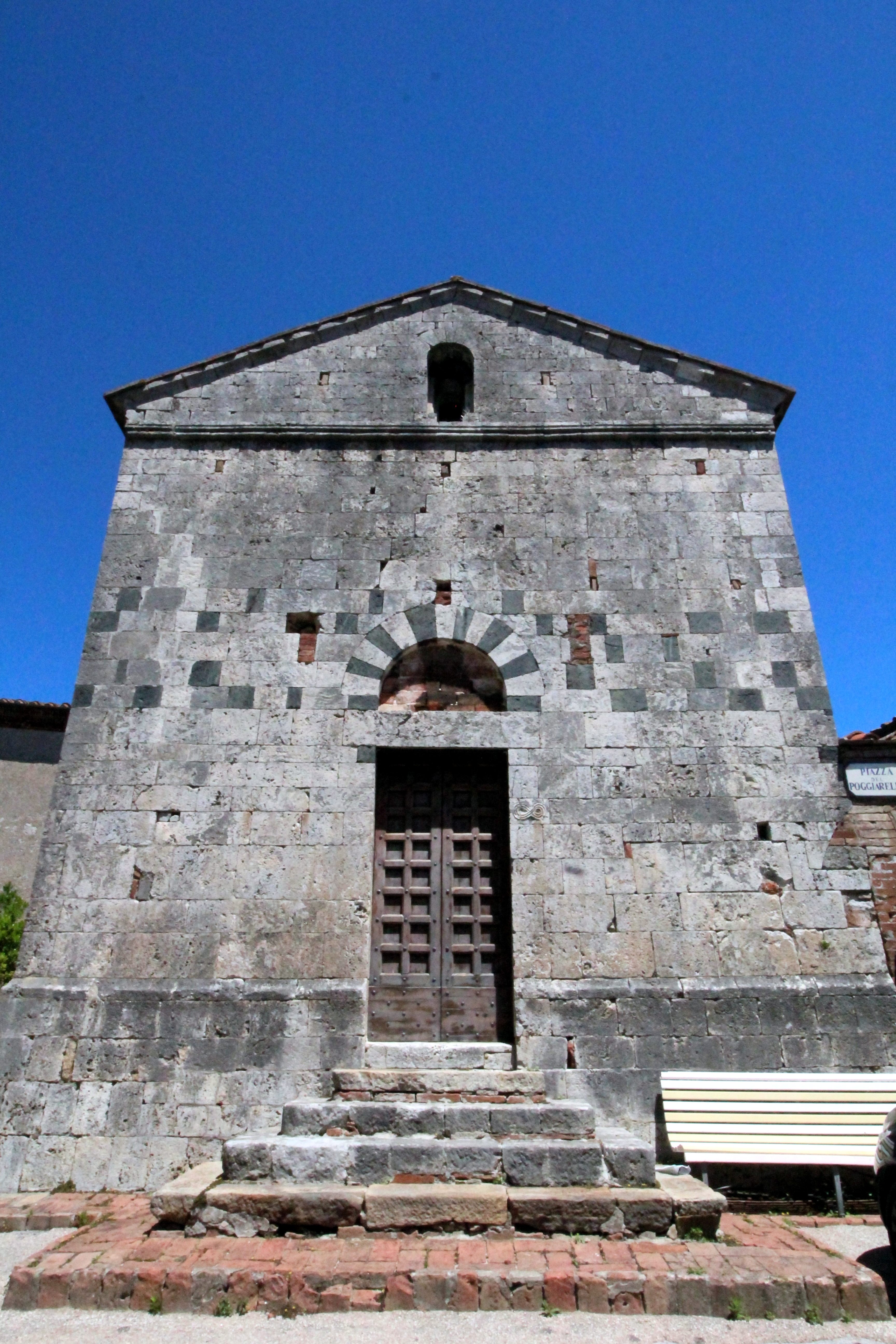 Pieve di San Lorenzo a Merse, facciata