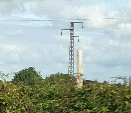 File:Shannon-scheme power pylon for 1 circuit.png