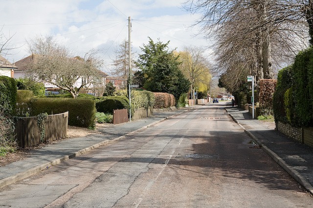 File:Southwick Road, Denmead - geograph.org.uk - 742016.jpg