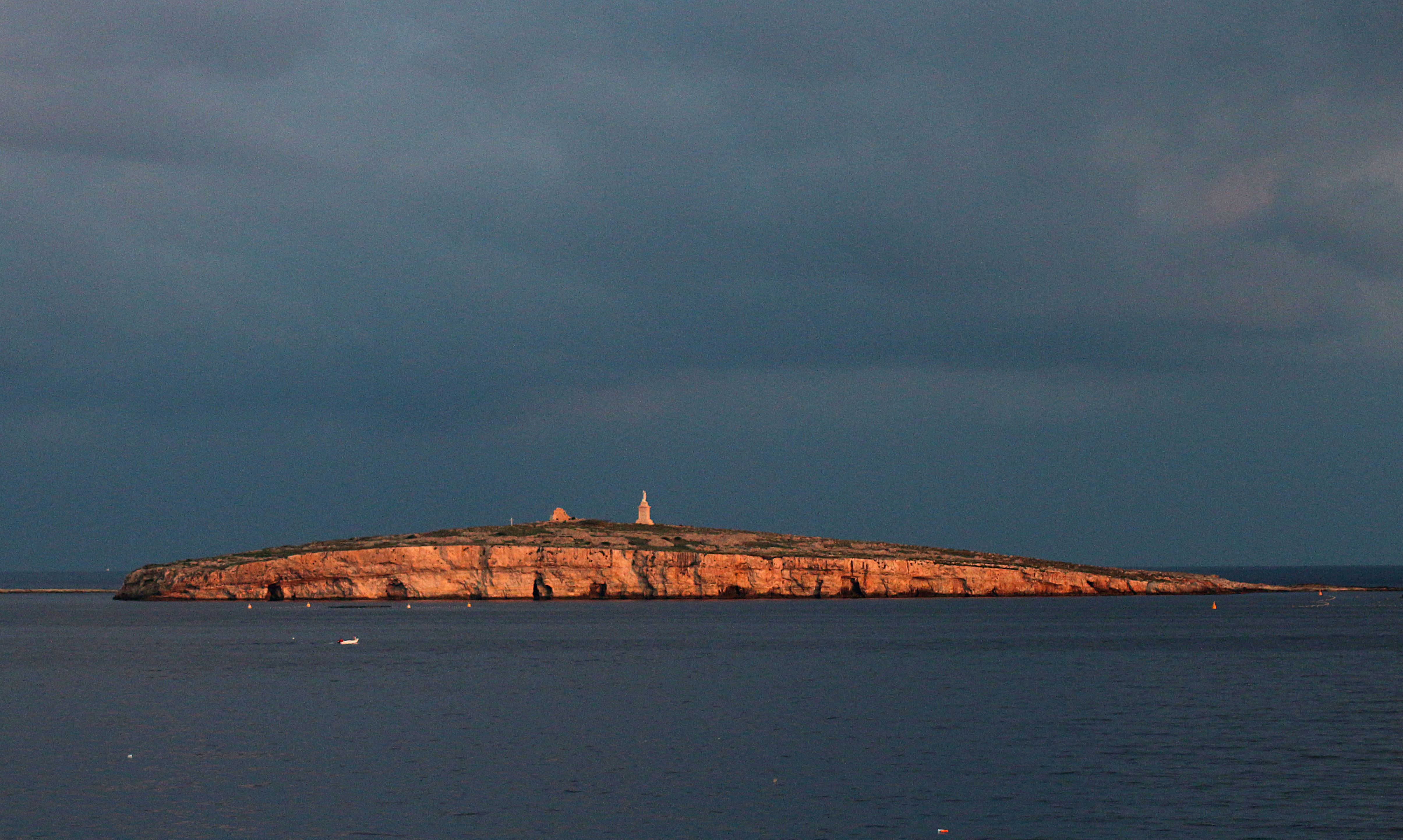 Island sets. Saint Paul остров. Fort Campbell Malta.