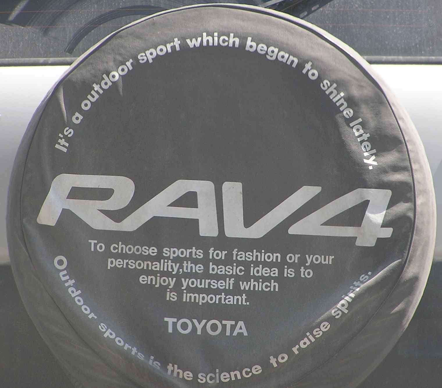 [Imagen: Toyota_RAV4_engrish.jpg]