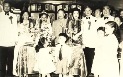 File:1955 Ma Bufang with KMT ambassador to Saudi Arabia.jpg