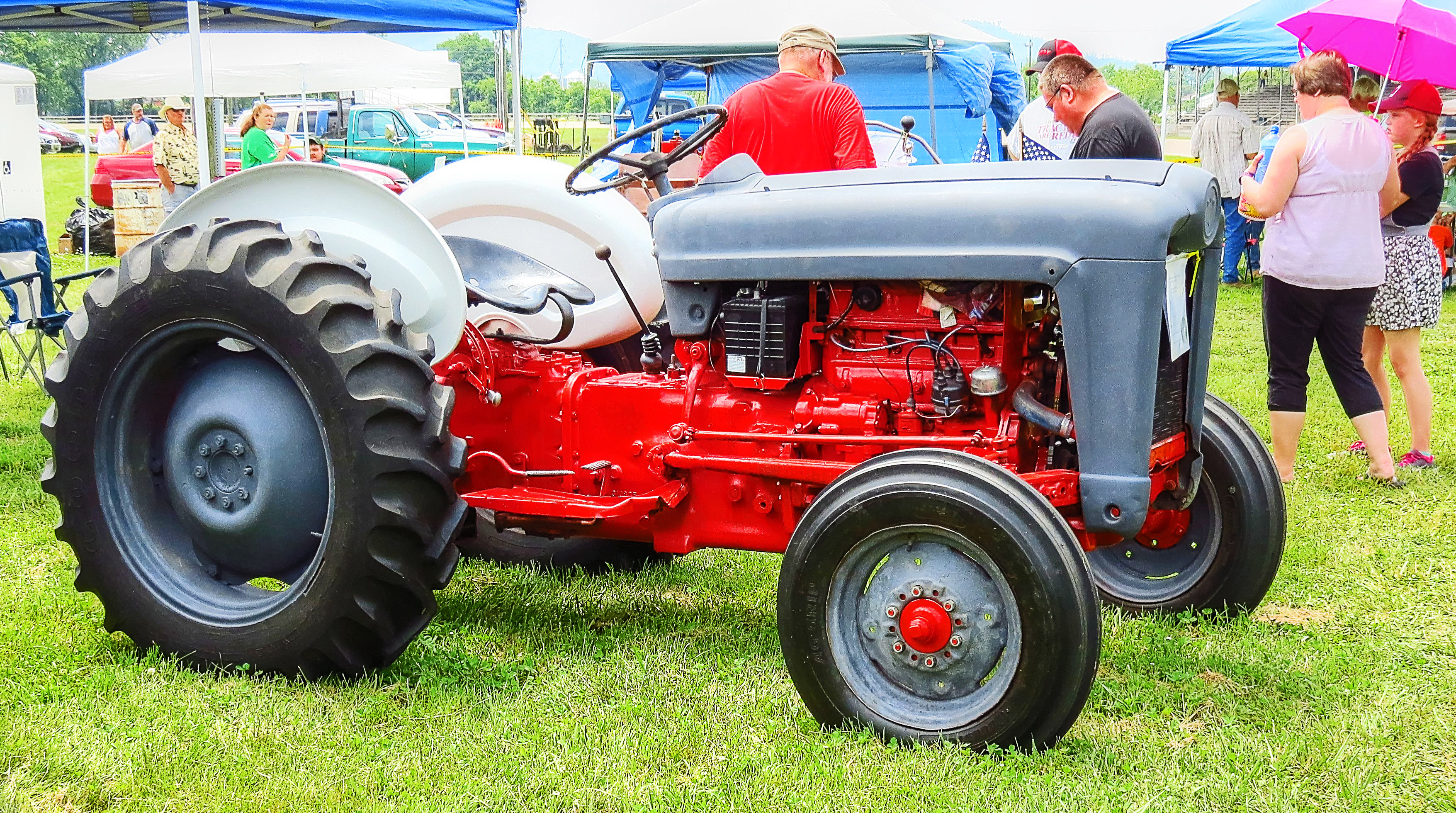 Ford tractor rims used