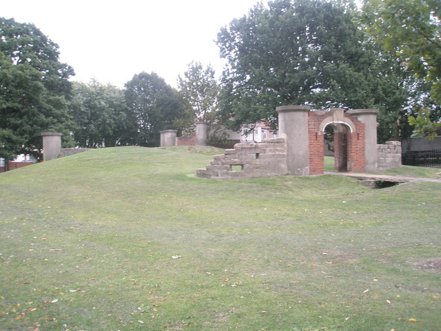 File:Autumn in Southall Park (8) - geograph.org.uk - 1528761.jpg