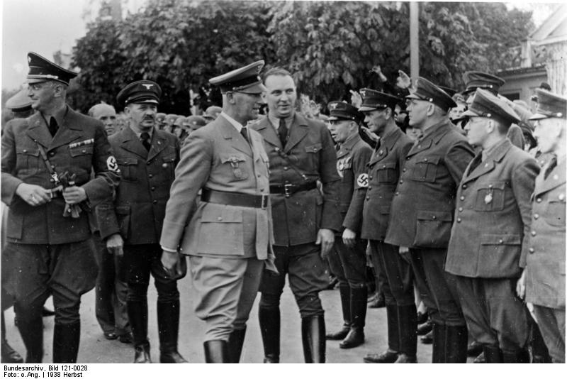 File:Bundesarchiv Bild 121-0028, Sudetenland, Besuch Wilhelm Frick.jpg