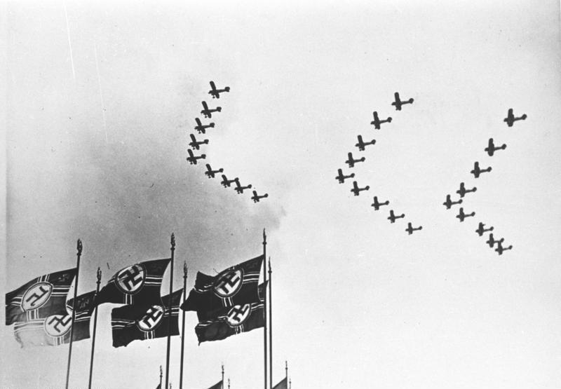 File:Bundesarchiv Bild 146-1978-106-25, Deutsche Luftwaffe.jpg
