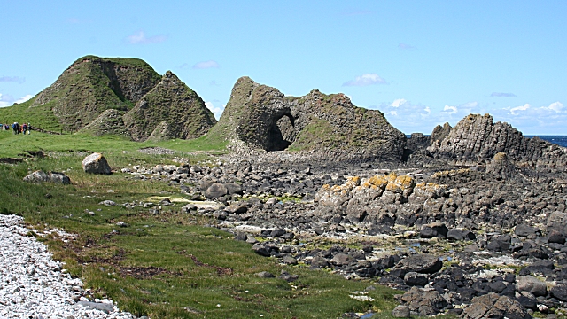 File:Carricknaford - geograph.org.uk - 471976.jpg