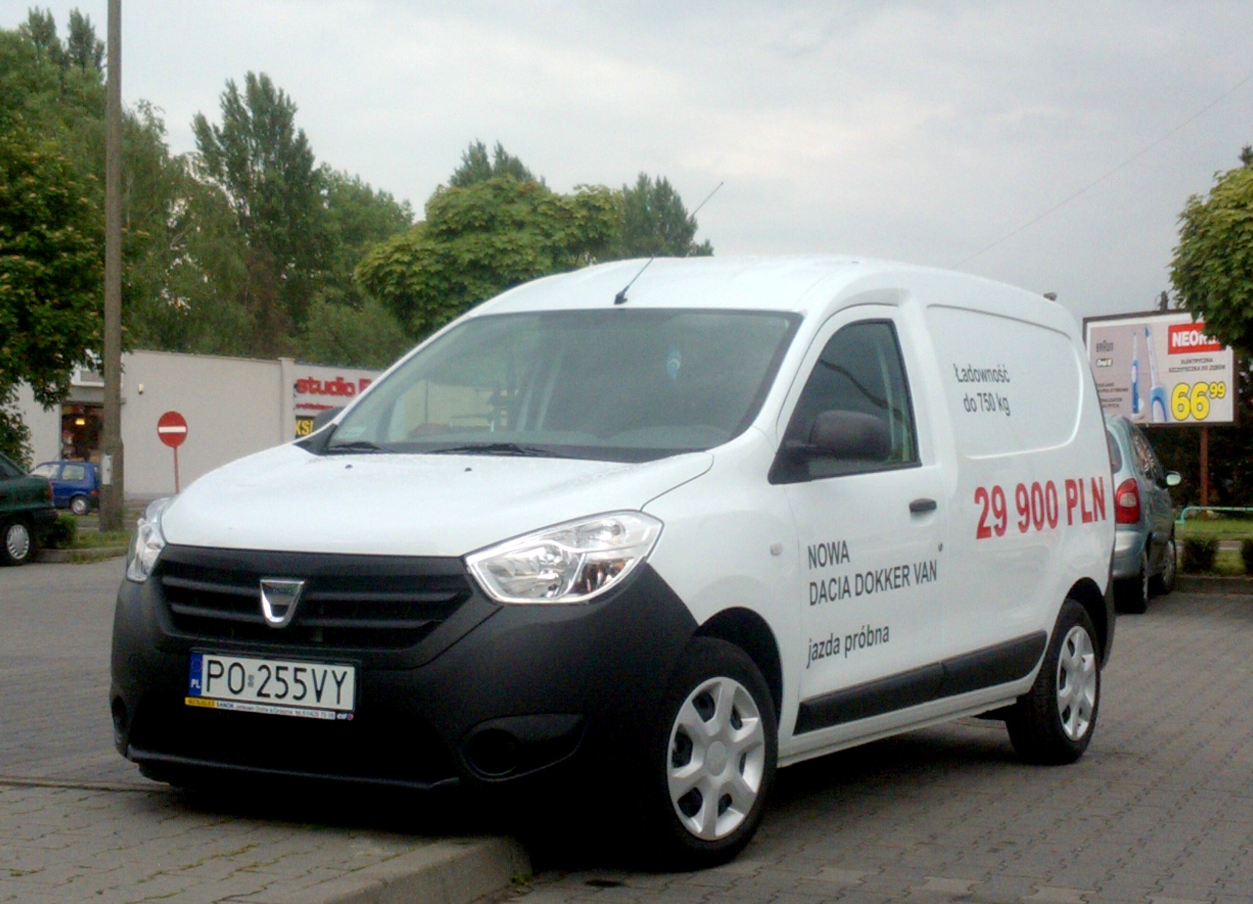 File:Dacia Dokker Van przód.jpg - Wikimedia Commons