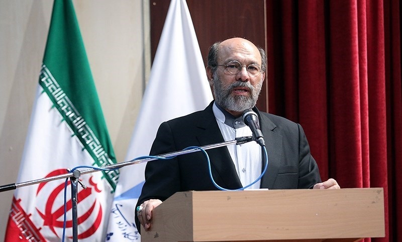 File:Hamid Mirzadeh speechs at IAU of Mashhad.jpg