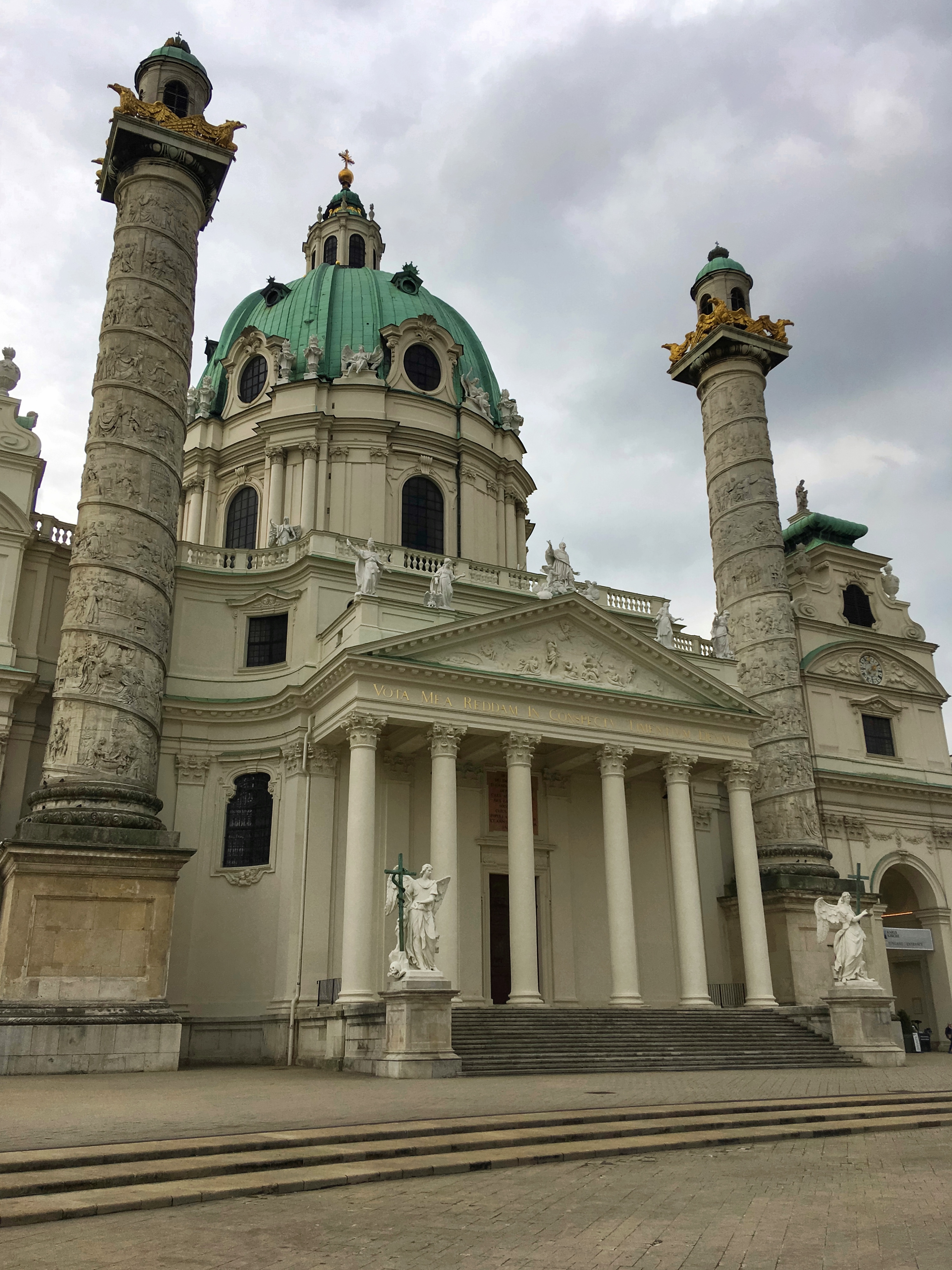 Karlskirche Вена