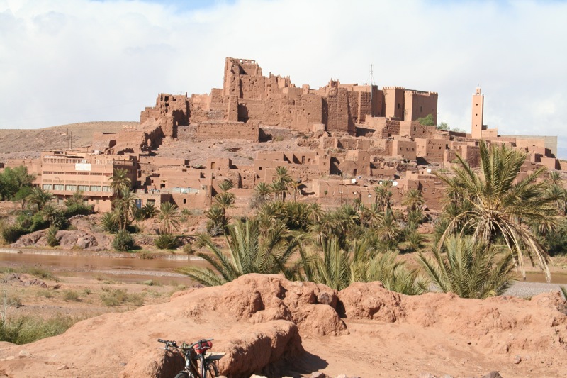 File:Kasbah Ouarzazate.jpg